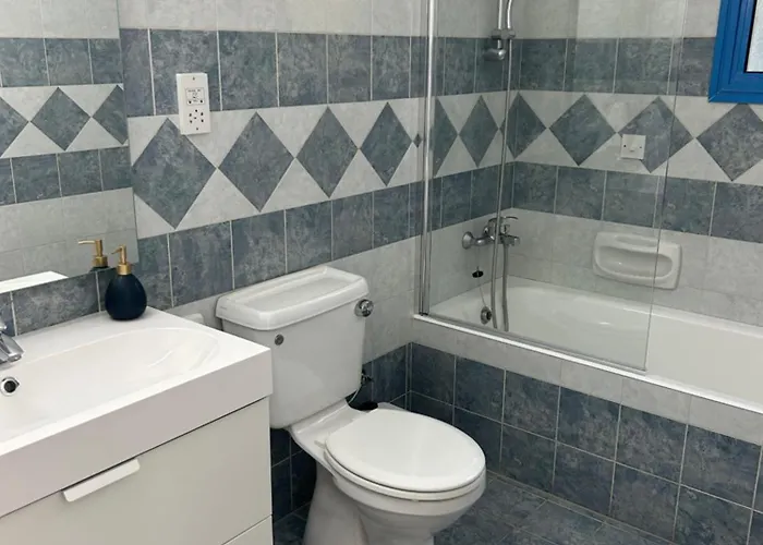 Banana Sunset Villas *