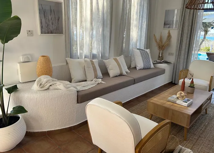 Banana Sunset فيلة