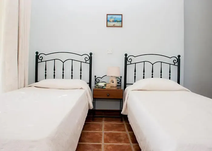 Banana Sunset Villa *